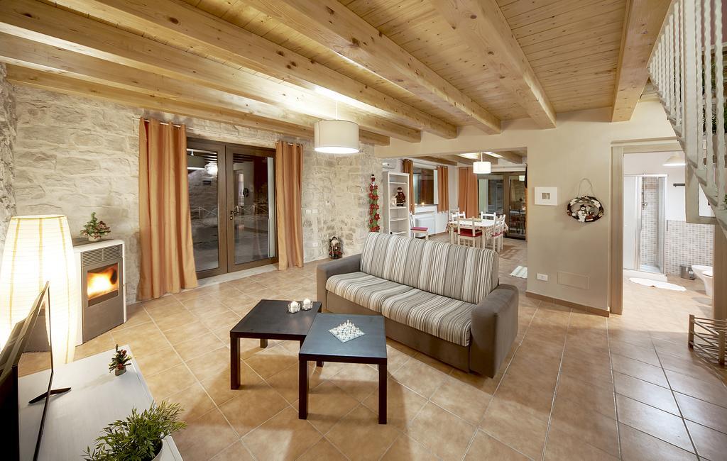 Villa Margi Giarratana Luaran gambar